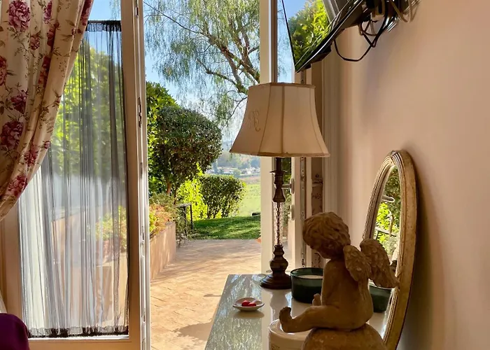 Casa Fiorita Appia Antica Apartment