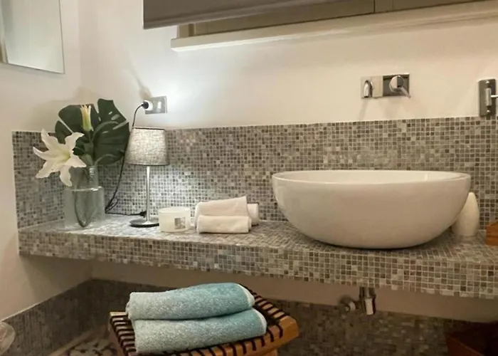 Casa Fiorita Appia Antica Apartment *